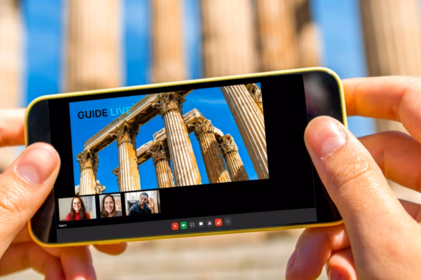 Why Static Photos Don't Sell Your Space (And How a 360 Virtual Tour Closes the Deal)